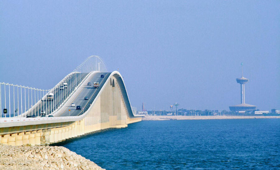 تعرف على شروط عبور جسر الملك للمواطنين السعوديين والعمالة المنزلية