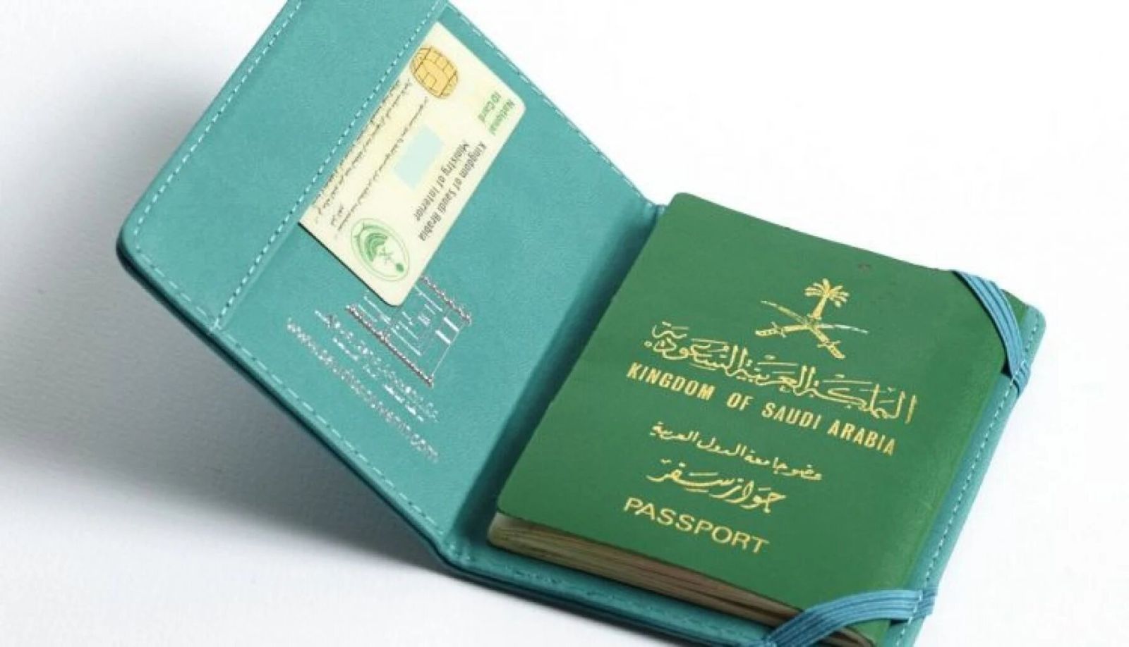 من يستطيع استلام جواز السفر في السعودية؟ وهل الجواز يوصل للبيت؟