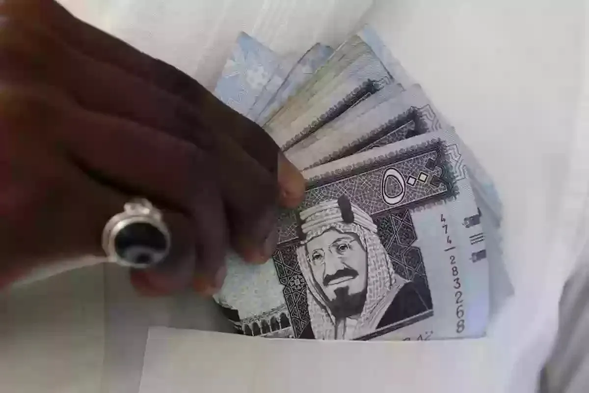 ما هي قيمة راتب الأستاذ الجامعي؟