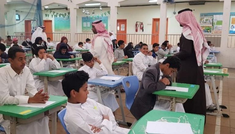 عقوبات للغياب عن المدرسة بدون إذن