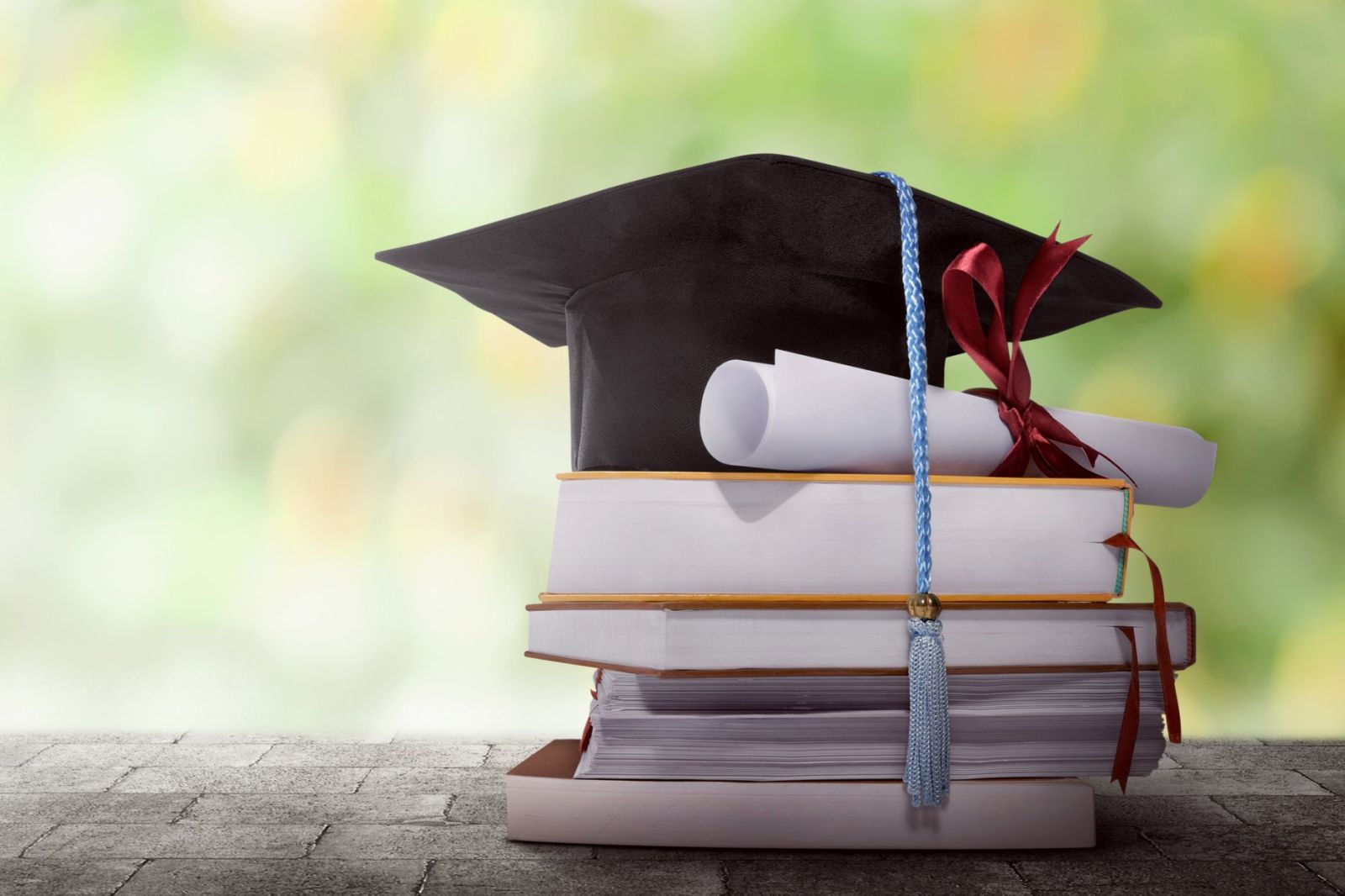 موعد الحصول على مكافأة الجامعة للمستجدين