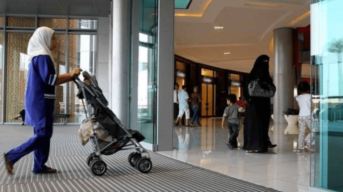 وزارة العمل السعودية تعلن عن أسعار العمالة المنزلية بالمملكة 2023