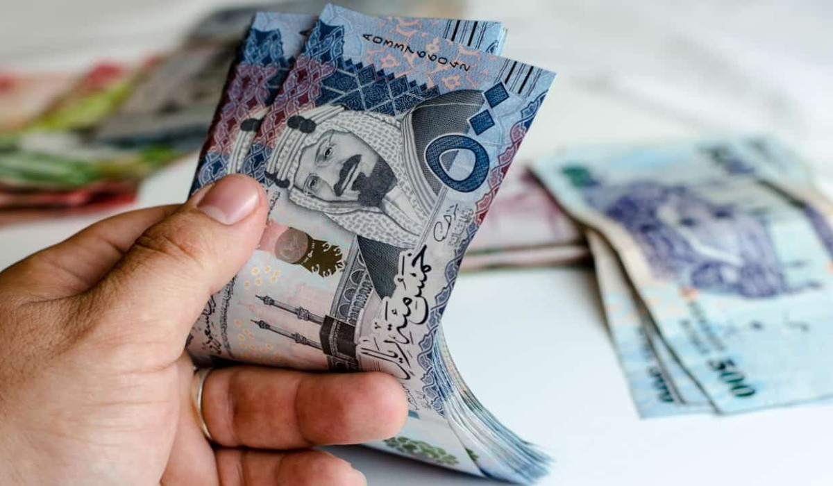 الريال السعودي ينهار في السوق السوداء امام الجنية المصري أسعار جديدة تغزو الأسواق مع بدء شهر أكتوبر تعرف عليها كاملة