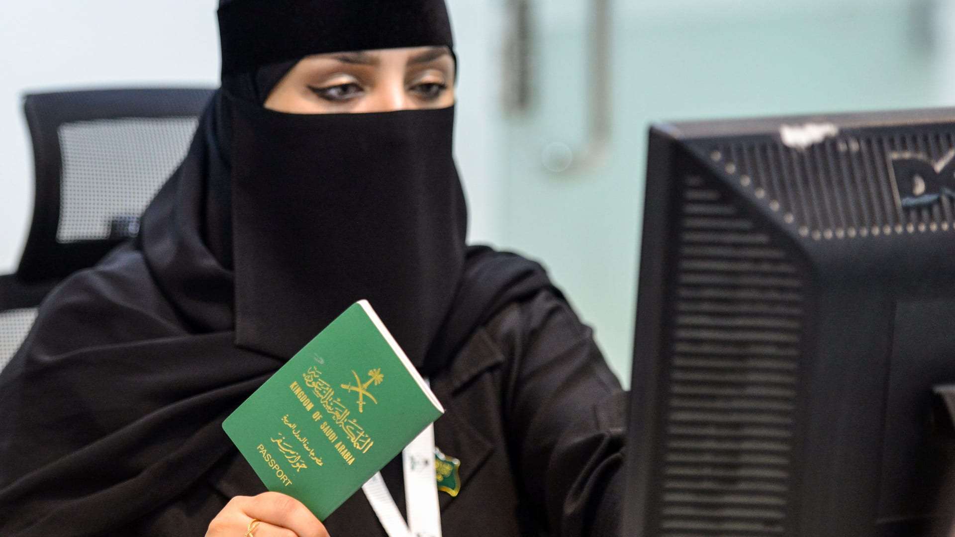 تجديد إقامة العامل الزراعى