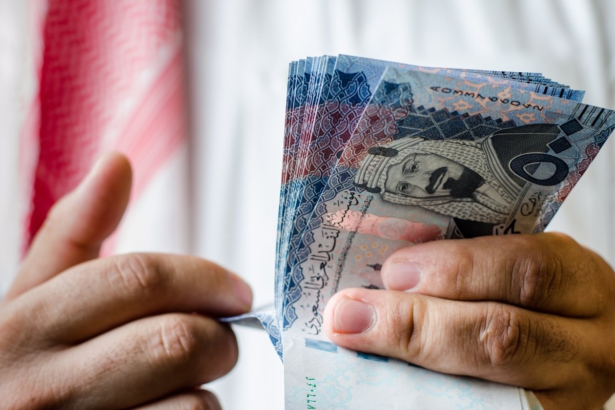 سعر الريال السعودي مقابل الجنيه المصري في السوق السوداء اليوم بتاريخ 15 ديسمبر 2023