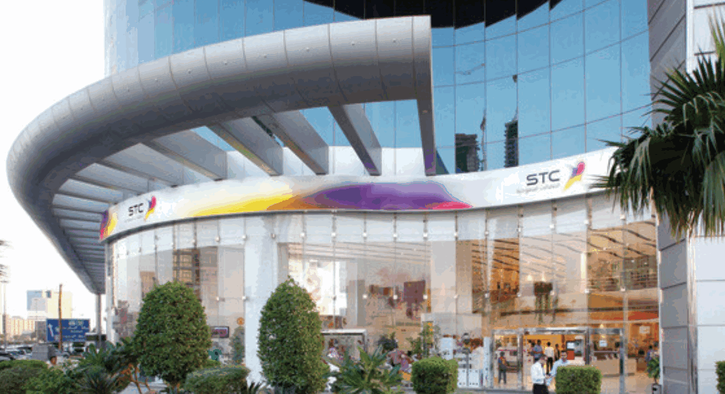 وظائف شركة حلول الإتصالات السعودية 1445 هـ ”Solutions by stc” رواتب تصل 15,000 ريال ( رجال / نساء )