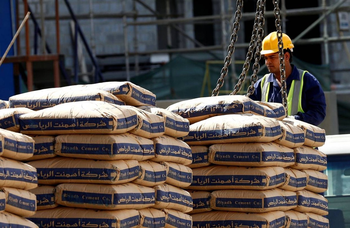 اعرف بكام الطن .. عاجل ‏ارتفاع مجمل أسعار الحديد في السوق السعودية شهر بداية من عام 2024