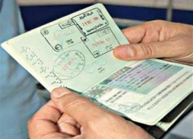 غرامة تصل إلى 50 ألف ريال للوافد الذي يعمل لحسابه الخاص