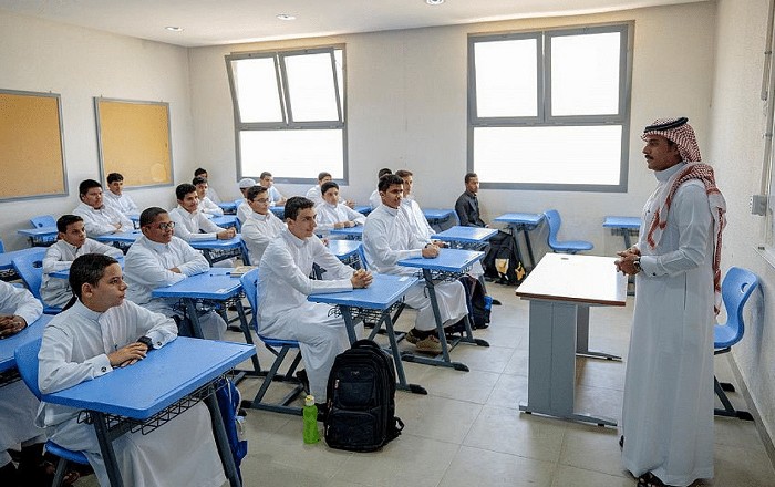 عاجل مع بداية العام الدراسي الجديد 1445 تعديل إجازة أخر الأسبوع إلى يوم واحد