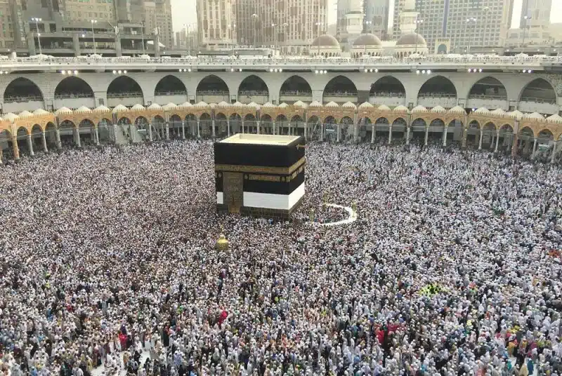 أسعار باقات حملات الحج 1444 لحجاج الداخل للمواطنين والمقيمين