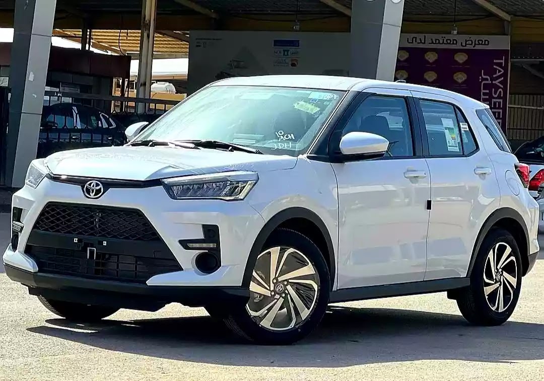 سعر سيارة تويوتا رايز 2022 في السعودية toyota raize 2022 مواصفات جيدة من الدا