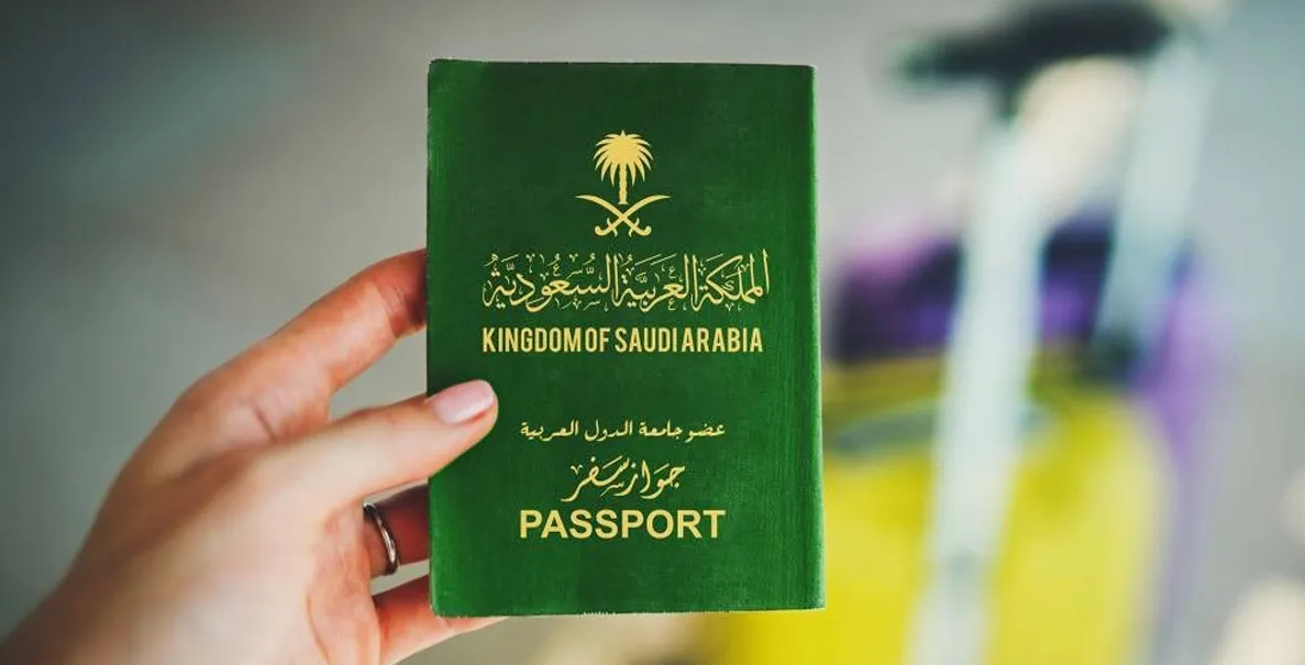 ‏تحديث جديد: جواز السفر السعودي يدخل 84 دولة دون تأشيرة مسبقة