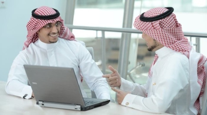 لأول مرة.. السعودية تسمح لجميع المقيمين العمل في هذه المهن بدون كفيل ابتداء من هذا التاريخ!!