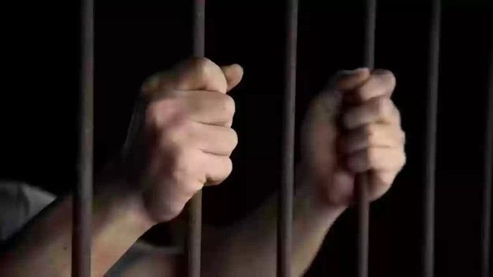 هل يوجد سجن بعد ايقاف الخدمات في السعودية؟