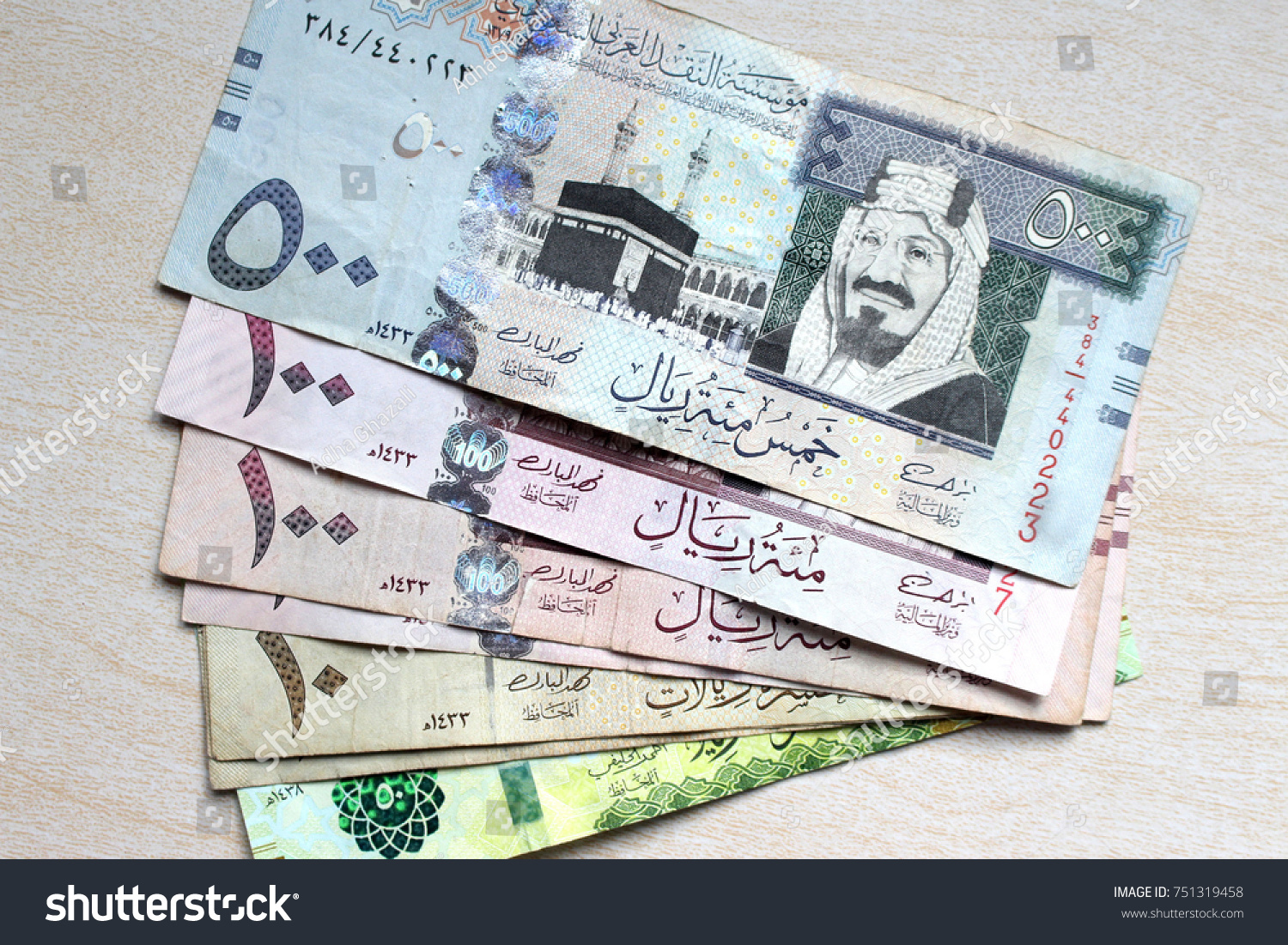 كم باقي على الراتب